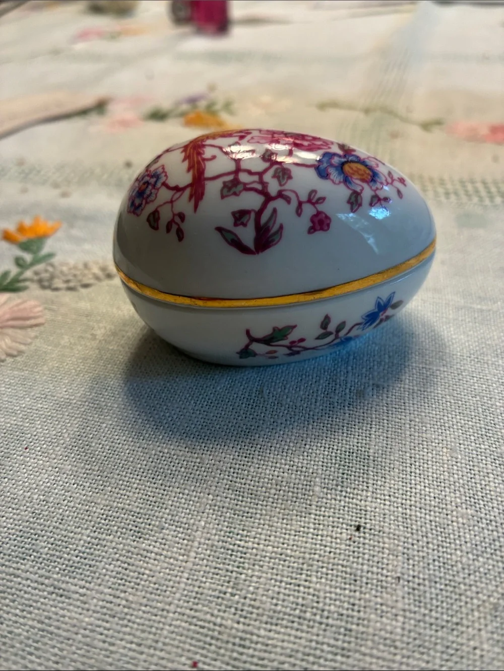 Fine bone china Egg Trinket Box with Floral Pattern and Gold Trim